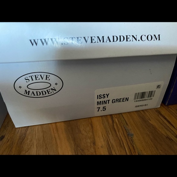 Steve Madden Mint sandals - Picture 2 of 6